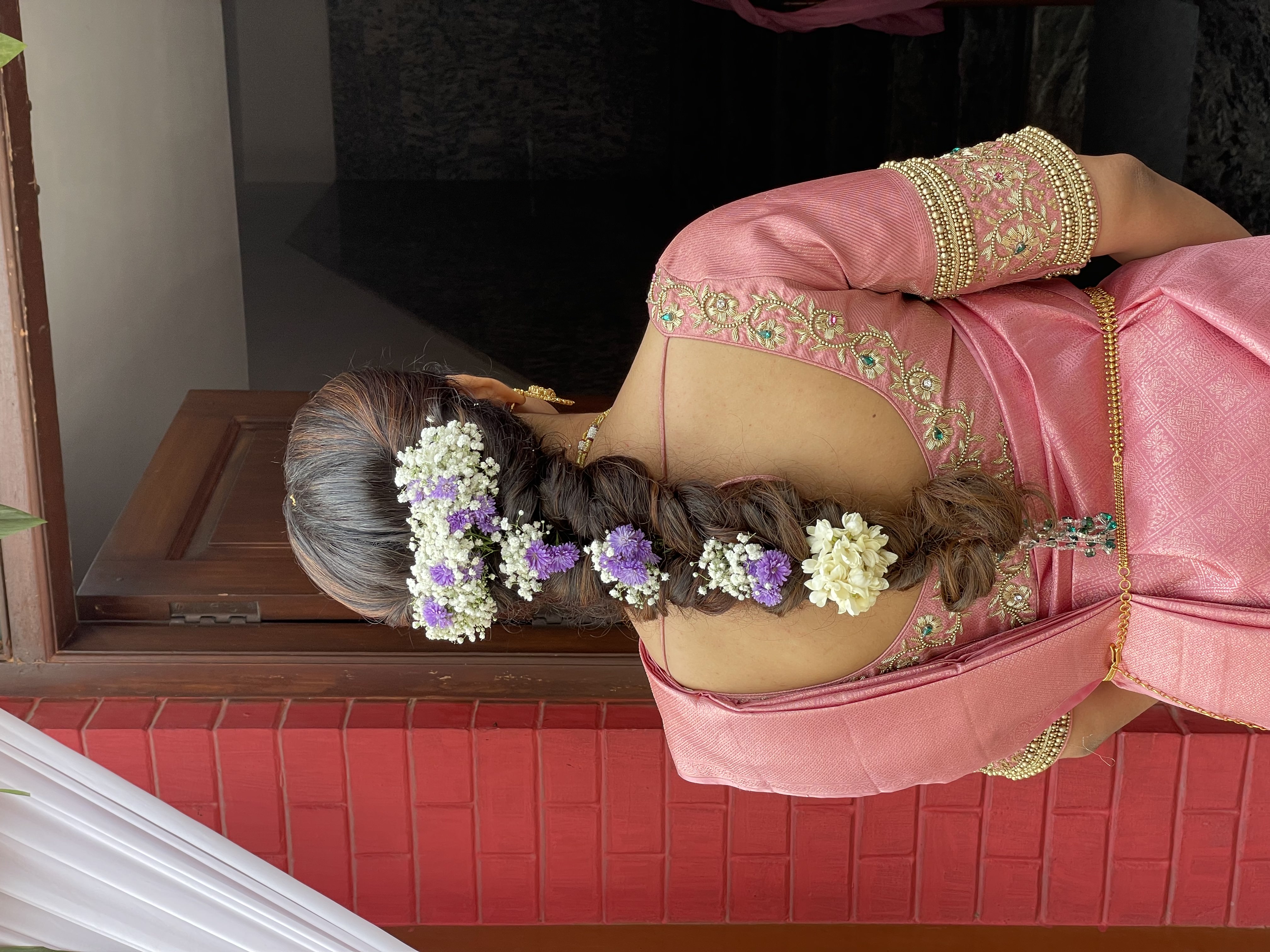 Ruchi Jaiswal - Professional Bridal Hairstylist